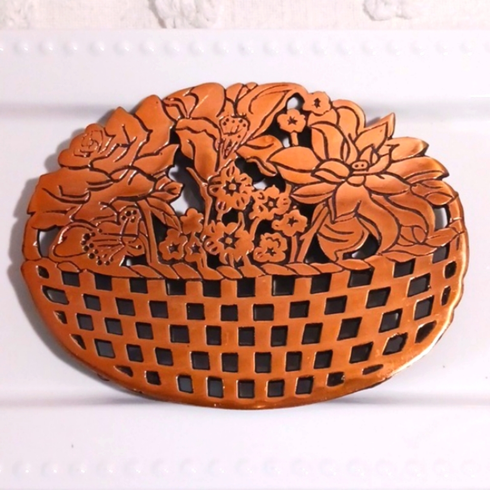 Old Dutch Decorative Coppet Oval Flower Basket Trivet 💐